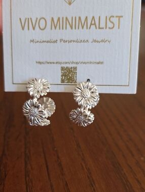 Handmade Silver Daisy Drop Earrings